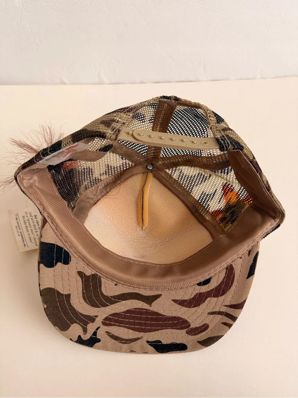 Vintage 1989 Camo Trucker Hat Hunting Laid Back Hunters Survival Kit
